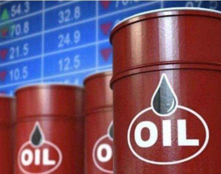 Dầu Trượt Dốc Phiên Thứ Ba Do Lãi Suất Của Mỹ Có Thể ‘Cao Hơn Trong Thời Gian Dài Hơn’