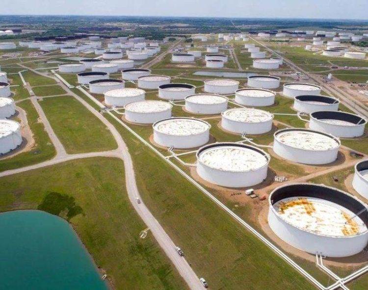 Giá Dầu Phục Hồi Sau Khi Dự Trữ Dầu Thô Ở Mỹ Bất Ngờ Giảm