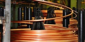 Giá Dầu Phục Hồi Sau Khi Dự Trữ Dầu Thô Ở Mỹ Bất Ngờ Giảm