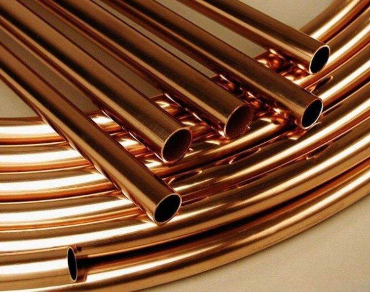 Giá Dầu Phục Hồi Sau Khi Dự Trữ Dầu Thô Ở Mỹ Bất Ngờ Giảm