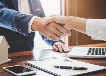 Tìm Hiểu Về Hợp Đồng Quyền Chọn Trên Thị Trường Giao Dịch Hàng Hóa