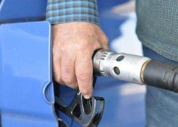 Giá Dầu Thô Cao Hơn Một Do Báo Cáo Biên Chế Tháng 5 Mạnh Mẽ Của Mỹ 