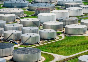 Dầu Thô Mỹ Đã Thống Trị Giá Dầu Chuẩn Toàn Cầu Trong Năm