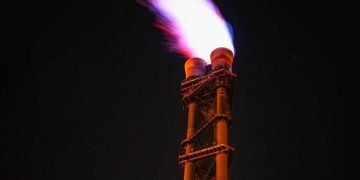 Giá Khí Tự Nhiên Tăng Vọt Do Dự Báo Thời Tiết Nóng Hơn Ở Mỹ