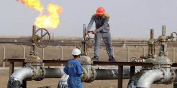 Giá Dầu Tiếp Tục Giảm Do Đồng Đô La Mạnh Lên Gây Áp Lực Lên Thị Trường Hàng Hóa