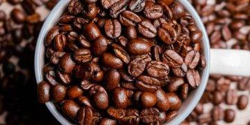 Giá Cà Phê Giảm Mạnh Do Lo Ngại Về Nguồn Cung Giảm Bớt