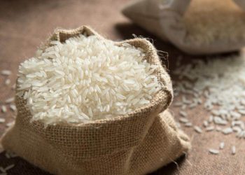 Pakistan: Sau Lúa Mì Và Bột Mì, Giá Gạo Cũng Giảm