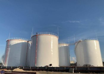 Giá Dầu Tăng Nhẹ Do Lo Ngại Về Nguồn Cung Toàn Cầu Bù Đắp Cho Nhu Cầu Giảm Tại Mỹ