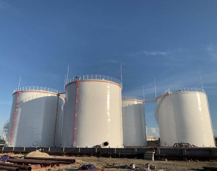 Giá Dầu Tăng Nhẹ Do Lo Ngại Về Nguồn Cung Toàn Cầu Bù Đắp Cho Nhu Cầu Giảm Tại Mỹ