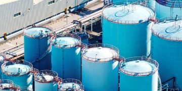 Giá Dầu Thô Tăng Cao Do Dự Kiến Nguồn Cung Toàn Cầu Sẽ Giữ Ở Mức Khan Hiếm