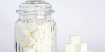 Giá Đường Tăng Vọt Do Lo Ngại Về Sản Xuất Đường Toàn Cầu