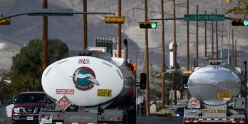 Giá Xăng Dầu Mỹ Sẽ Biến Động Mạnh Trong Mùa Hè