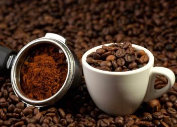 Giá Cà Phê Tăng Mạnh Do Thời Tiết Khô Hạn Và Lượng Xuất Khẩu Cà Phê Giảm Từ Việt Nam