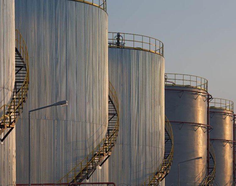 Api Báo Cáo Một Đợt Giảm Giá Dầu Thô Khác Khi Eia Nâng Dự Báo Nhu Cầu Dầu