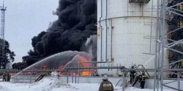 Kho Dầu Ở Nga Bốc Cháy Sau Cuộc Tấn Công Của Máy Bay Không Người Lái Ukraine