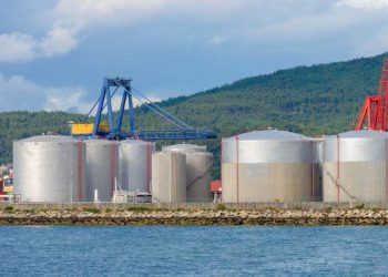 Mỹ Tìm Mua Tới 4,5 Triệu Thùng Dầu Để Bổ Sung Kho Dự Trữ Dầu Mỏ Chiến Lược