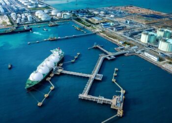 Giá Dầu Giảm Hơn 1% Do Lo Ngại Nhu Cầu Từ Trung Quốc Suy Yếu