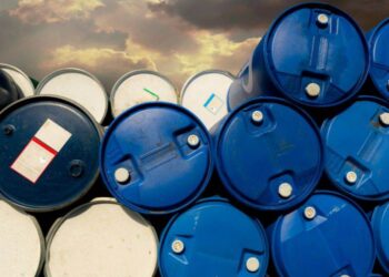 Giá Dầu Tăng Khi Nhà Đầu Tư Chờ Đợi Dấu Hiệu Cắt Giảm Lãi Suất Của Mỹ