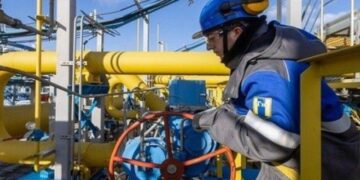 Đồng Canada Tiếp Tục Chuỗi Giảm Giá Khi Giá Dầu Trượt Giảm