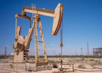 Giá Dầu Tăng Cao Hơn Khi Dự Trữ Dầu Và Nhiên Liệu Của Mỹ Giảm