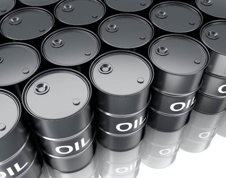 Giá Dầu Tăng Do Lo Ngại Leo Thang Căng Thẳng Ở Trung Đông, Kỳ Vọng Cắt Giảm Lãi Suất Của Hoa Kỳ