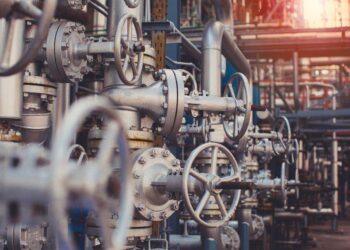 Các Nhà Sản Xuất Permian Đấu Tranh Với Giá Khí Đốt Âm