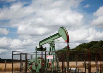 Giá Dầu Giảm Mạnh Khi Các Nhà Đầu Tư Chuẩn Bị Cho Sự Suy Thoái Toàn Cầu