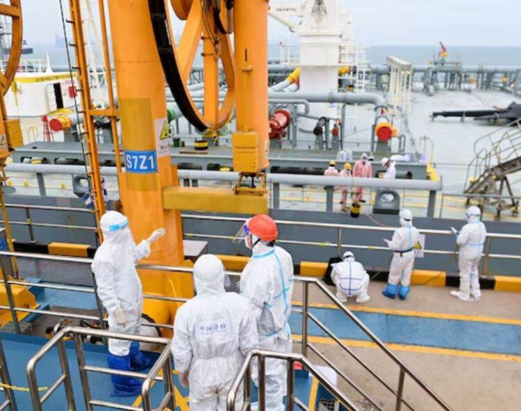 Lượng Dầu Nhập Khẩu Của Trung Quốc Từ Nhà Cung Cấp Hàng Đầu Nga Trong Tháng 7 Giảm 7,4% So Với Cùng Kỳ Năm Ngoái