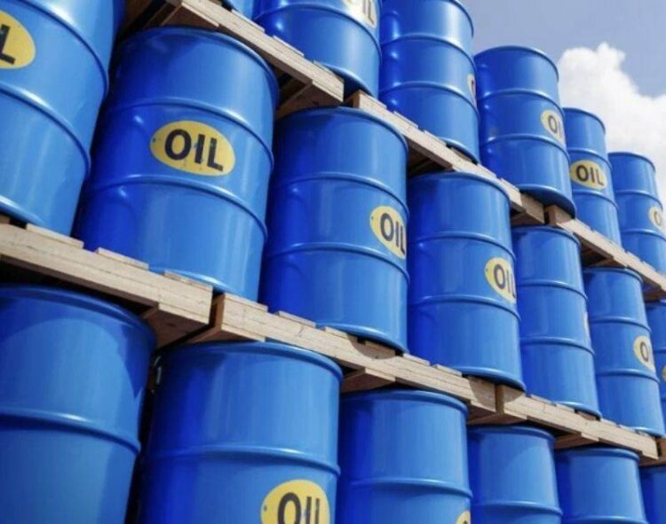 Xuất Khẩu Dầu Libya Giảm Mạnh Do Khủng Hoảng