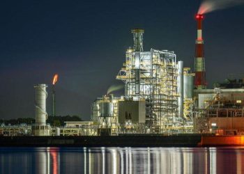 Giá Khí Đốt Tự Nhiên Giảm Do Bão Nhiệt Đới Helene Dự Kiến Không Ảnh Hưởng Đến Các Giàn Khoan Ở Vịnh Mexico