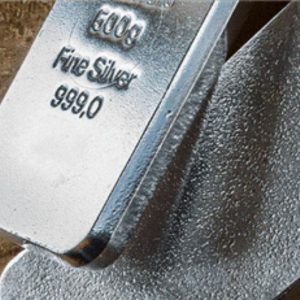 Giá Bạc Đạt Mức Cao Nhất Trong 12 Năm