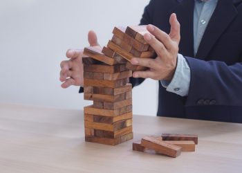 Kiểm soát rủi ro – Quản lý vốn & Rủi ro