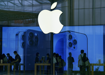 Ảnh minh họa: Apple chuyển sản xuất iPhone sang Ấn Độ nhằm tránh thuế quan của Mỹ