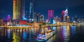 Cách các thành phố thu tỷ USD từ kinh tế đêm. Đêm Sài Gòn - tác phẩm đoạt giải nhất. Ảnh: Nguyễn Đặng Việt Cường