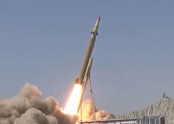 Ảnh min họa: Iran ra mắt tên lửa đạn đạo Qassem Basir: Thách thức THAAD và Patriot