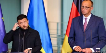 Đức viện trợ 5 tỷ euro cho Ukraine: Bước ngoặt trong hợp tác quốc phòng châu Âu. Ảnh: Le Monde