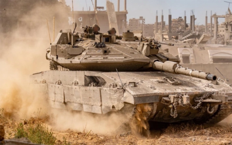 Quân đội Israel sẽ dốc toàn lực tiến vào Dải Gaza, quyết “xóa sổ” Hamas. Xe tăng Israel tại Dải Gaza ngày 9/5. Ảnh: IDF