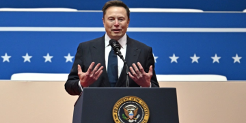 Lý do Elon Musk rút khỏi chính quyền Trump: Áp lực, mâu thuẫn và hậu quả chính trị