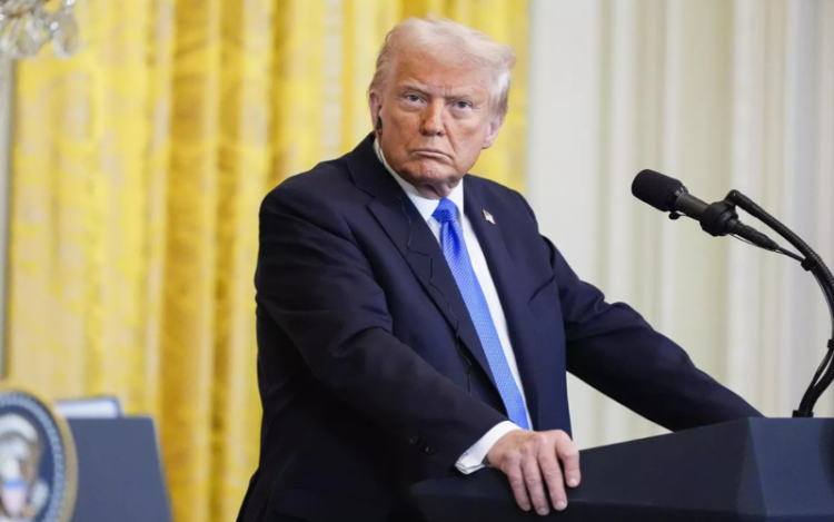 Ảnh minh họa: Ông Trump đề xuất Anh khoan dầu, ngừng xây turbine gió giữa bối cảnh năng lượng toàn cầu căng thẳng