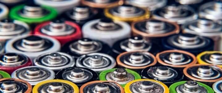 Tăng trưởng xuất khẩu có khả năng sẽ tăng tốc trong quý thứ hai, xét đến thực tế là quý đầu tiên chỉ bao gồm một tháng của cuộc xung đột ở Trung Đông, trong khi các quốc gia đang gấp rút thay thế việc sử dụng dầu khí bằng công nghệ sạch bất cứ khi nào có thể trong bối cảnh không chắc chắn khi nào eo biển Hormuz sẽ mở cửa trở lại cho giao thông tàu thuyền bình thường.