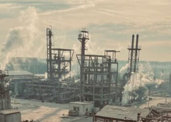 Iran đã tạm ngừng tất cả các hoạt động xuất khẩu hóa dầu để đảm bảo nguồn cung trong nước trong bối cảnh nguồn cung nội địa giảm sút sau các cuộc tấn công của Israel hồi đầu tháng này.