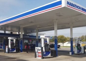 Tình trạng thiếu nhiên liệu máy bay ngày càng trầm trọng ở châu Âu và nhu cầu dầu diesel tăng cao trên khắp châu Á đang kéo theo lượng dầu thô của Mỹ đổ vào thị trường quốc tế ngày càng nhiều.