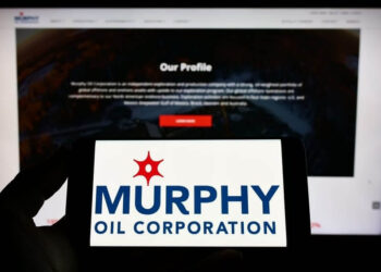 Ông Eric M. Hambly, Chủ tịch kiêm Tổng Giám đốc Murphy Oil, cho biết công ty đang tránh đưa ra các quyết định mang tính dự báo dựa trên biến động giá dầu hiện nay.