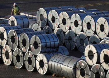 Dự trữ dầu mỏ toàn cầu sụt giảm với tốc độ kỷ lục