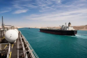 Dự báo nhu cầu dầu: OPEC hạ thêm vì Hormuz dịu bớt