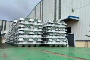 Việt Nam lần đầu sản xuất nhôm thỏi, hướng tới công suất 450.000 tấn/năm
