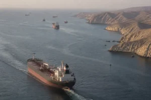Illustration of Giá dầu tăng phiên thứ tư khi lưu thông qua eo Hormuz chậm lại