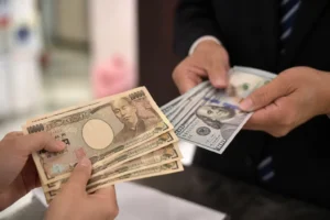 Mỹ toan tính gì khi xuống tiền “giải cứu” đồng yen?