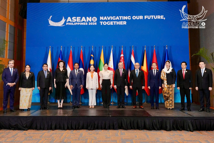 Các Bộ trưởng Kinh tế ASEAN chụp ảnh chung tại Hội nghị AEM 58 ở Manila, Philippines, ngày 19/9/2026.Nguồn: Bộ Công Thương