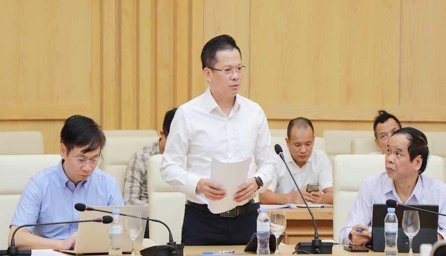 Các đại biểu phát biểu tại cuộc họpNguồn: Bộ Công Thương